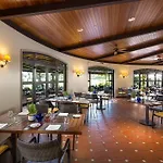 מלון Pine Cliffs Hotel, A Luxury Collection Resort, Algarve
