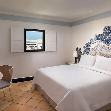 Pine Cliffs Hotel, A Luxury Collection Resort, Algarve البوفيرا