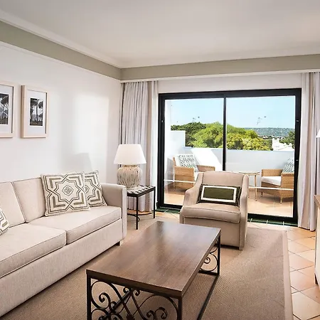 فندق Pine Cliffs Hotel, A Luxury Collection Resort, Algarve البوفيرا