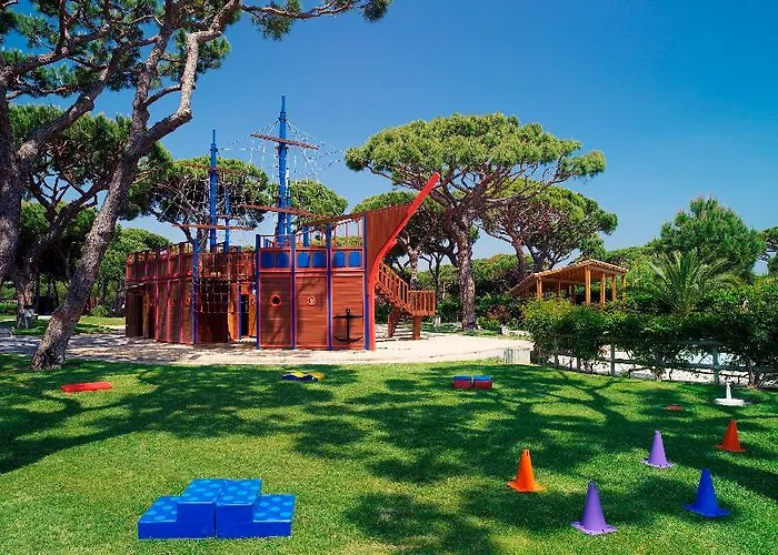 Pine Cliffs Hotel, A Luxury Collection Resort, Algarve Szálloda