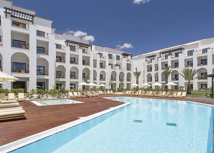 Pine Cliffs Hotel, A Luxury Collection Resort, Algarve ホテル アルブフェイラ