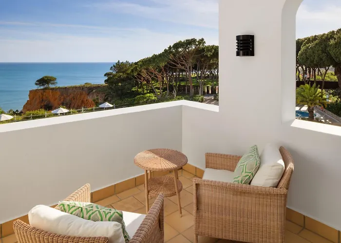 Pine Cliffs Hotel, A Luxury Collection Resort, Algarve アルブフェイラ