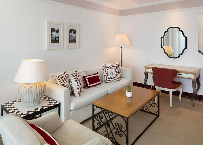 Pine Cliffs Hotel, A Luxury Collection Resort, Algarve アルブフェイラ