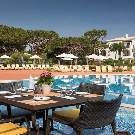 מלון Pine Cliffs Hotel, A Luxury Collection Resort, Algarve אלבופיירה