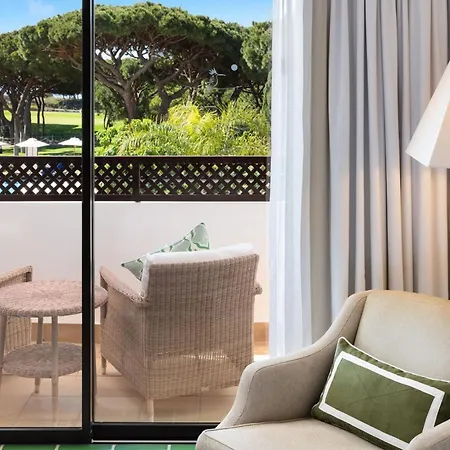 מלון Pine Cliffs Hotel, A Luxury Collection Resort, Algarve