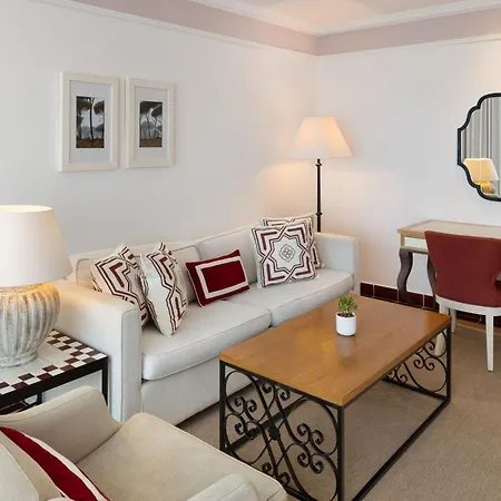 Pine Cliffs Hotel, A Luxury Collection Resort, Algarve אלבופיירה