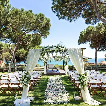 Pine Cliffs Hotel, A Luxury Collection Resort, Algarve מלון 5*