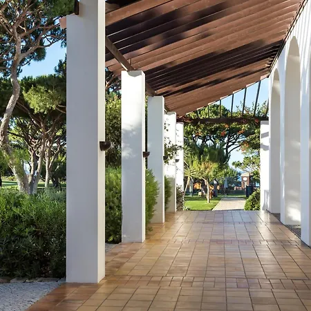 Pine Cliffs Hotel, A Luxury Collection Resort, Algarve 5* אלבופיירה