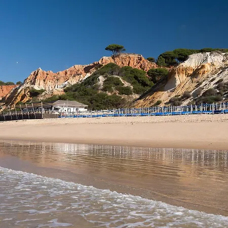 Pine Cliffs Hotel, A Luxury Collection Resort, Algarve מלון