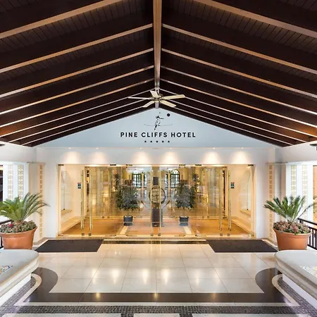 Pine Cliffs Hotel, A Luxury Collection Resort, Algarve מלון 5*